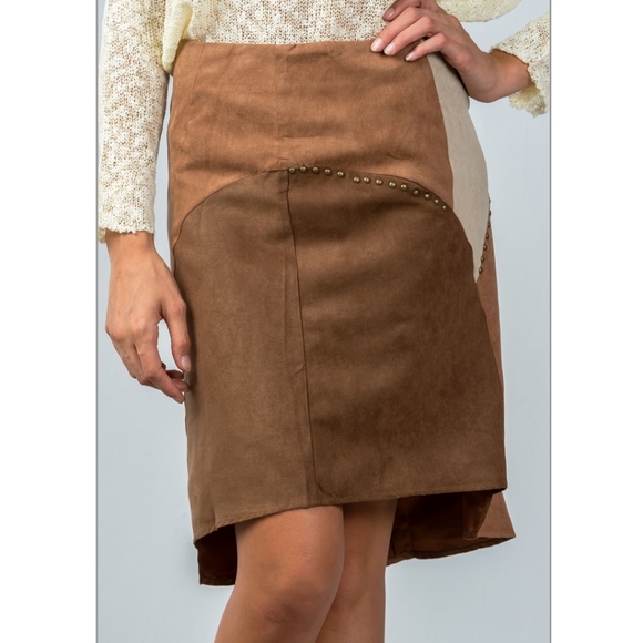🎇Host Pick🎇 Boho Brown Faux Suede Skirt - Picture 2 of 6